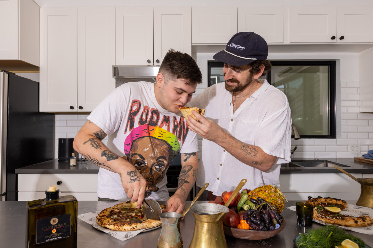 EL GATO NEGRO: AN R&D HOUSE PARTY