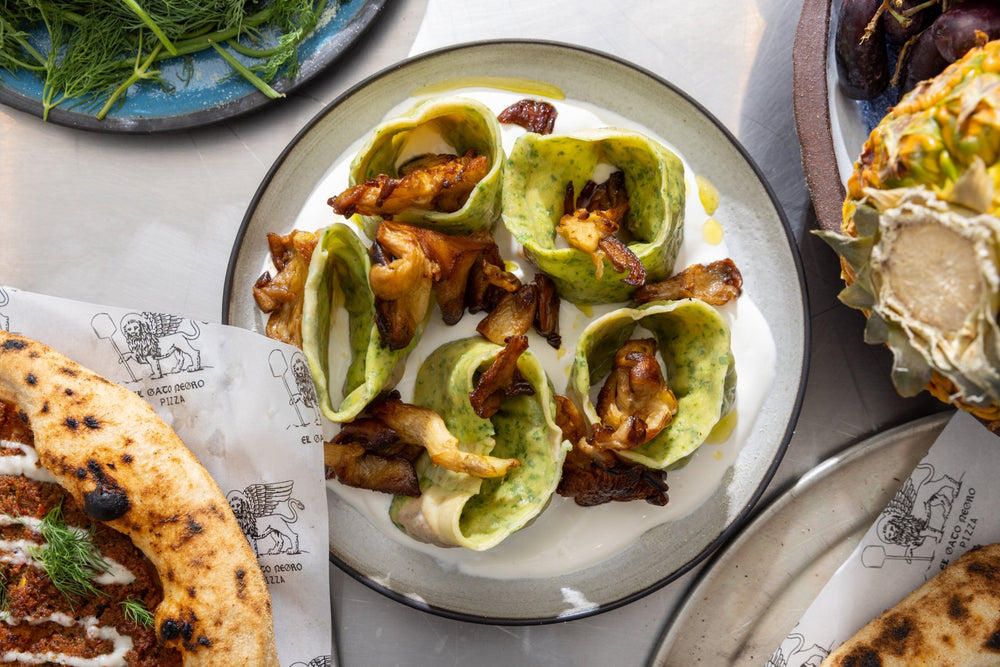 EL GATO NEGRO: AN R&D HOUSE PARTY