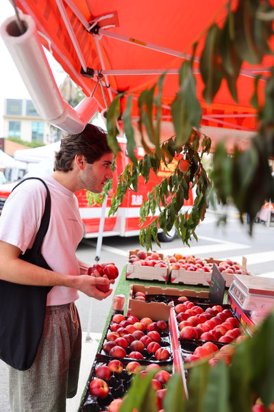 STONE FRUIT SZN: An Edible Summerscape with RAW on Romaine