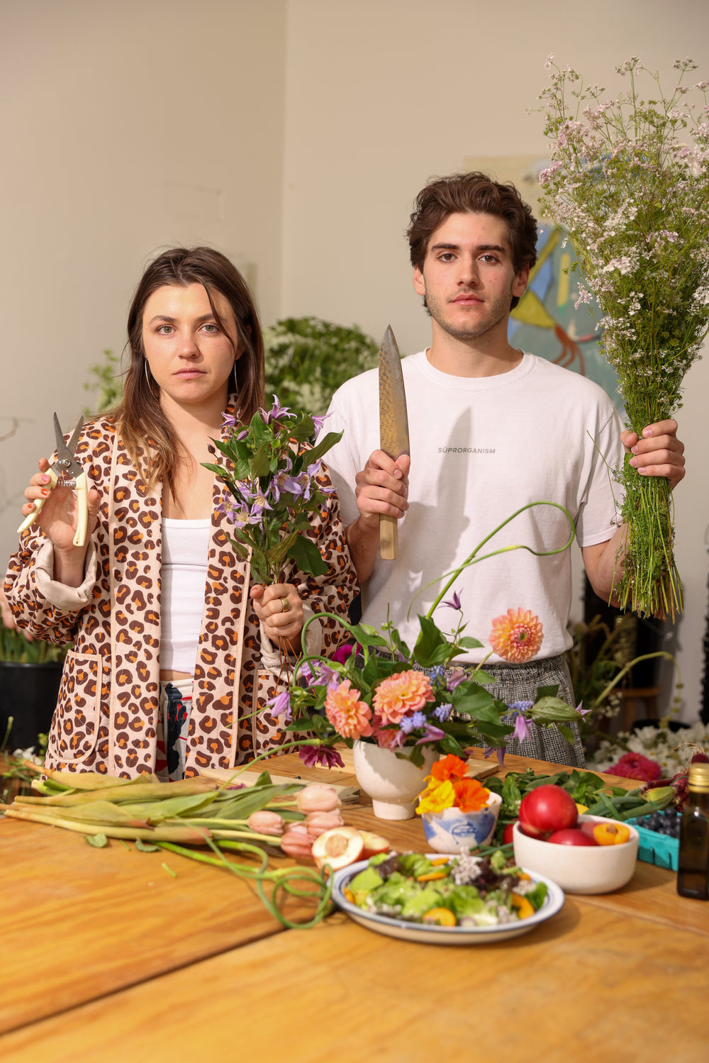 STONE FRUIT SZN: An Edible Summerscape with RAW on Romaine