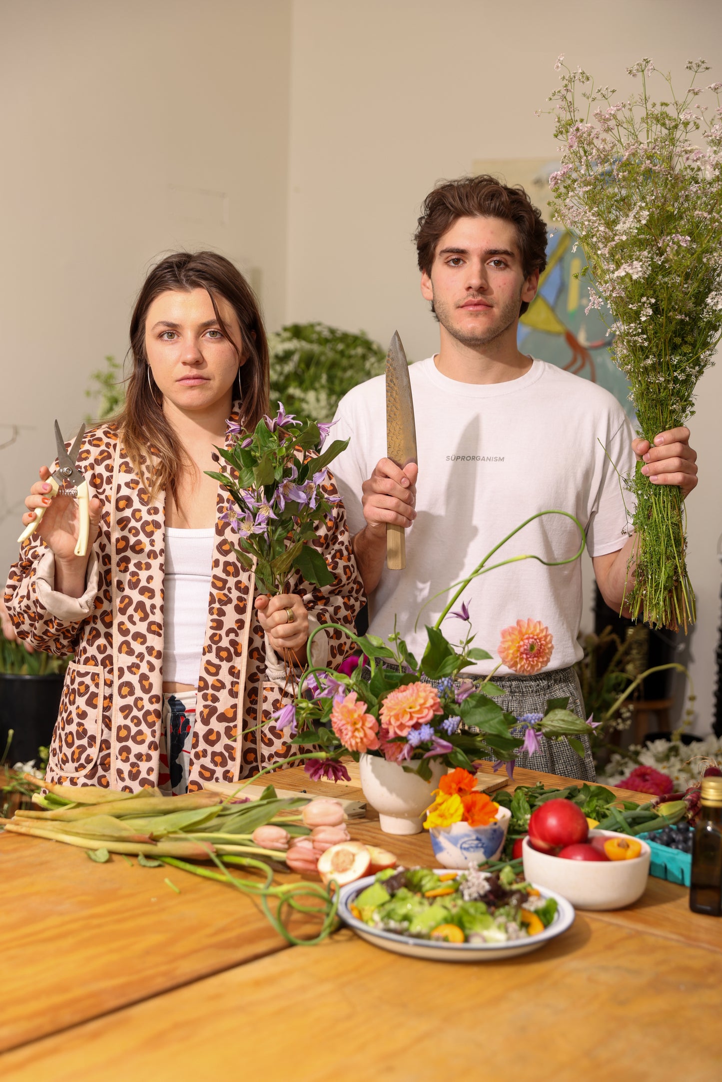 STONE FRUIT SZN: An Edible Summerscape with RAW on Romaine