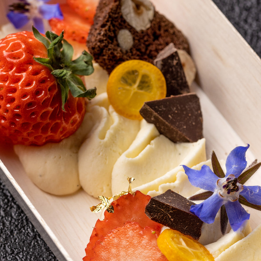 TYSM X Oishii: Omakase Berry Valentine's Day Arrangement
