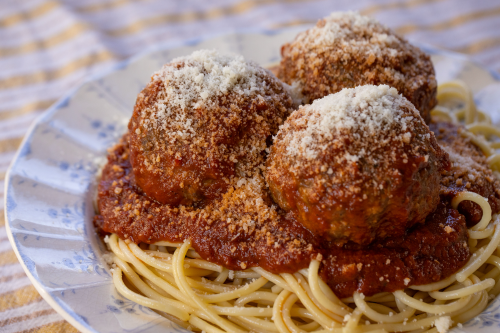 TUESDAY GRAVY, a Big Italian Feast by Domenica Dinette X Etteilla Wines at Melody
